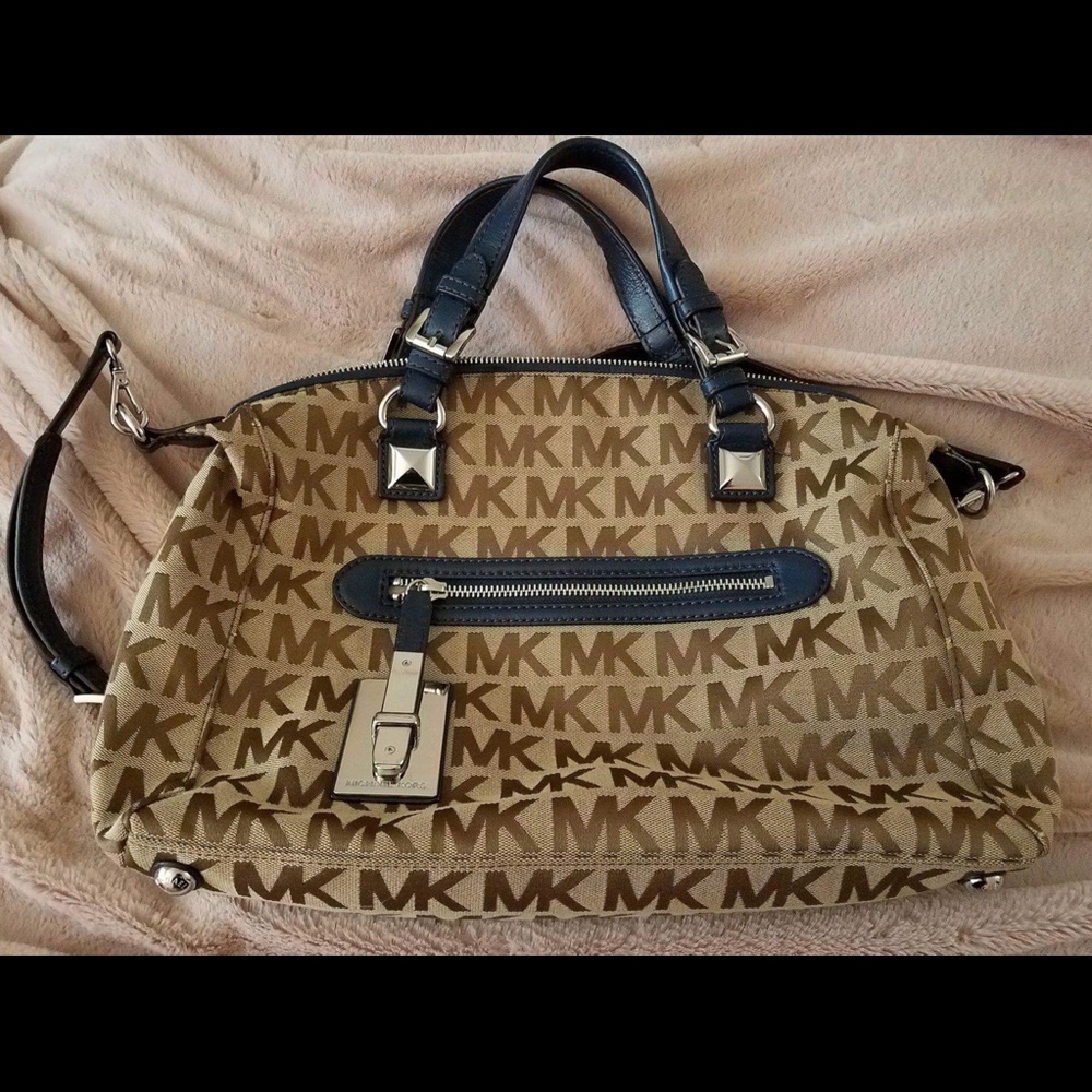 Preowned Michael Kors Handbag
